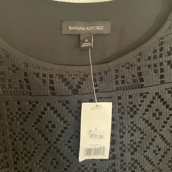 NWT BANANA REPUBLIC Black Long Sleeved Sheer Cut Out Detailed Blouse - Picture 3 of 11